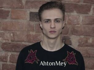 AhtonMey Shop coquin