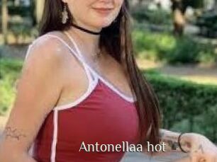 Antonellaa_hot