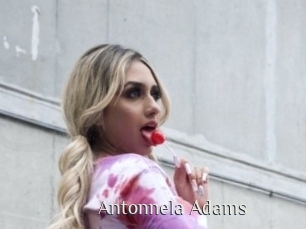 Antonnela_Adams