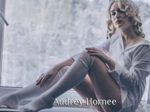 Audrey_Hornee