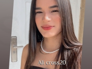 Ali_cross20