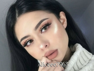 Aliceee7963