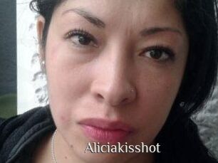Aliciakisshot