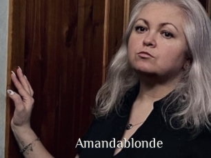 Amandablonde