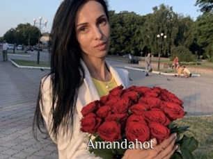 Amandahot