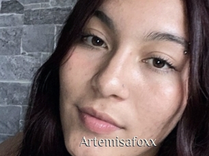 Artemisafoxx