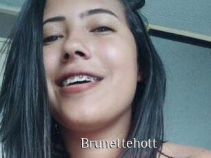 Brunettehott