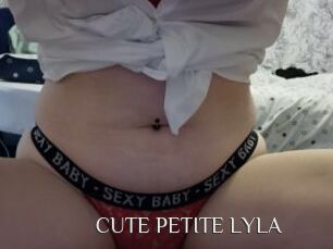 CUTE_PETITE_LYLA