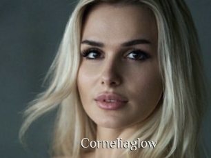 Corneliaglow