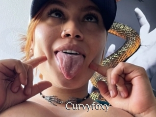 Curvyfoxy