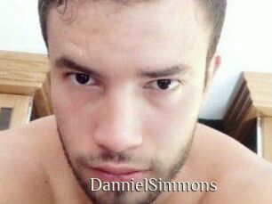 Danniel_Simmons