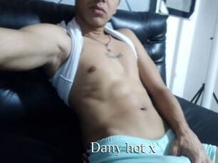 Dany_hot_x