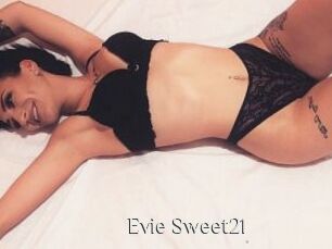 Evie_Sweet21