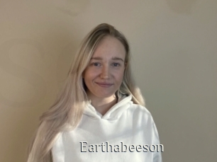 Earthabeeson