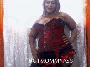 HOTMOMMYASS