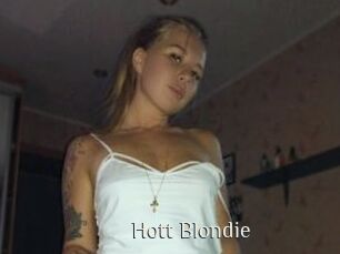 Hott_Blondie
