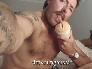 Hotyoungaussie