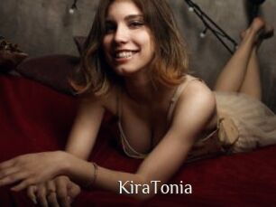 KiraTonia