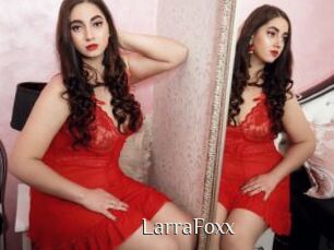LarraFoxx