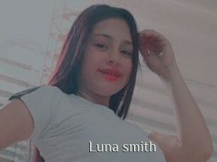 Luna_smith