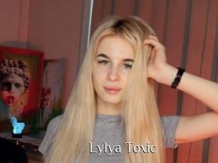 Lylya_Toxic