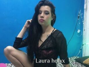 Laura_hotxx