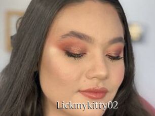 Lickmykitty02