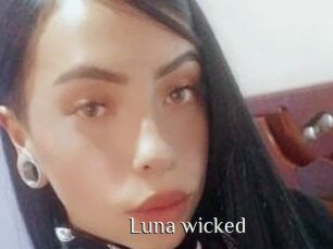 Luna_wicked