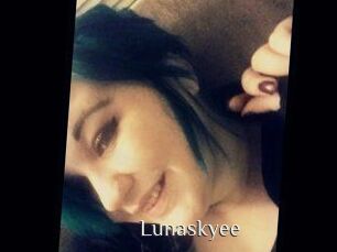 Lunaskyee