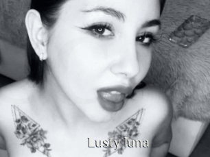 Lusty_luna