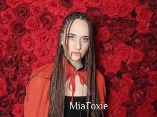 MiaFoxie
