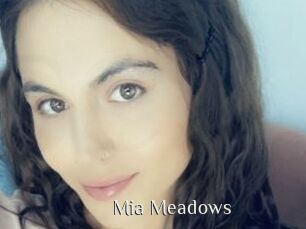 Mia_Meadows