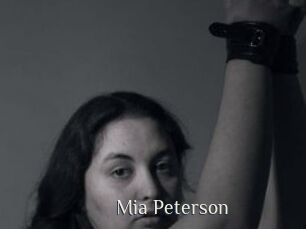 Mia_Peterson