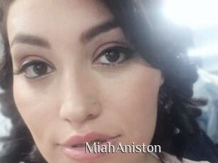 MiahAniston