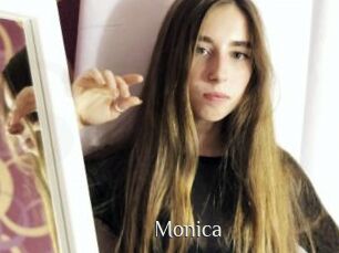 Monica_