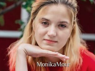 MonikaMour