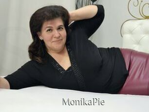 MonikaPie