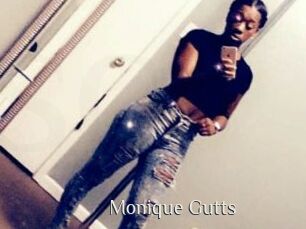 Monique_Gutts