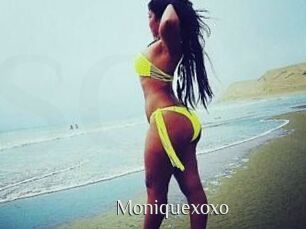 Moniquexoxo