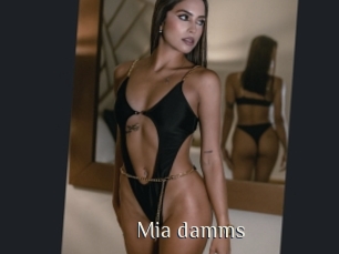 Mia_damms
