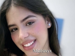 Miafoxyx