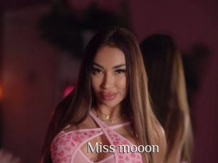 Miss_mooon