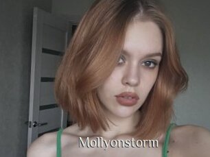 Mollyonstorm