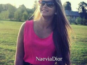 NaeviaDior
