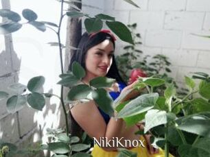 NikiKnox