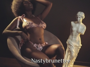 Nastybrunettee