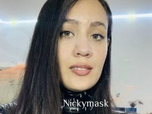 Nickymask
