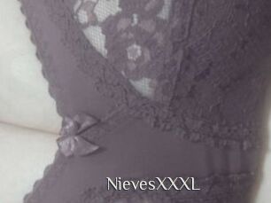 NievesXXXL