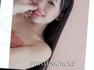 PETITENICHOLE