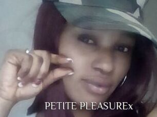 PETITE_PLEASUREx